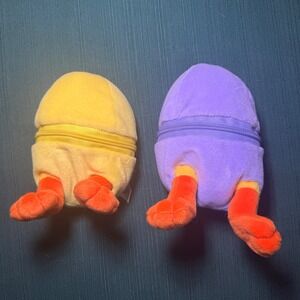Vintage Plushland Easter Ducklings in Zippered Eggs Set of 2 Yellow Purple 99-00